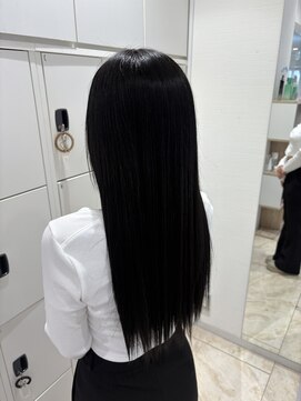 ケンジ 平塚 アネッタ(KENJE annetta) 艶髪/Aujuaトリートメント