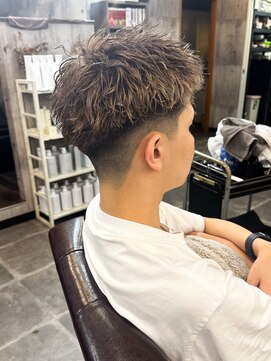 アムレヘアー(amule hair) 【amule hair】フェード/ツイストスパイラルパーマ/ダブルカラー