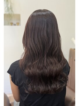 ヘアケアアンドヘアデザイン リベール(L:belle) イメチェンヘアスタイル オフィスヘア ラベンダー 透明感 熊本