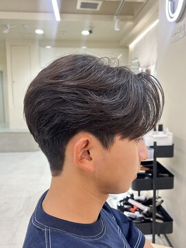 ニコ トウキョウ ヨコハマ(nico) メンズセンターパートウルフセンターパートニュアンスパーマ襟足