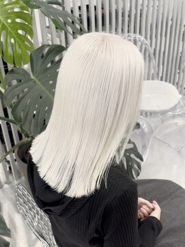 シェア 天王寺(share) ホワイトカラー /ホワイトブロンド/韓国ヘアー/天王寺
