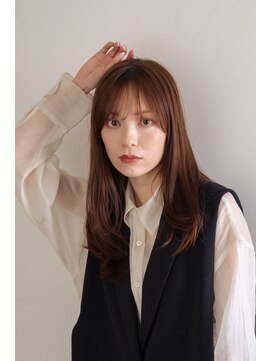 ネイヴィル 銀座(navile) 透け感あるシンプルロングヘア