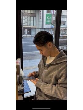 ミリ(milli Produce by ITAKURA) 毛流れセンターパート