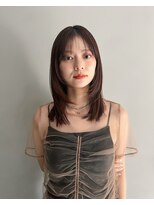 フィルムス ヨコハマ プラス(FILMS 横浜 +) セミロング/くびれレイヤー/髪質改善/顔周り/横浜+