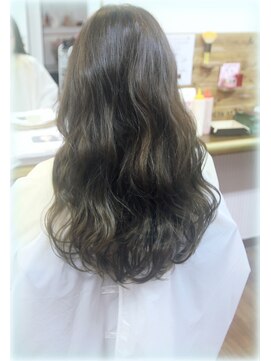 エス ヘア&ヒーリング(S hair&healing) 【　THROW　ブルージュ　】　ウェーブロング