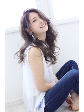 アヴァンス 京橋店(AVANCE) とろみダメージレスこなれカール大人カジュアルツヤ感ベージュ