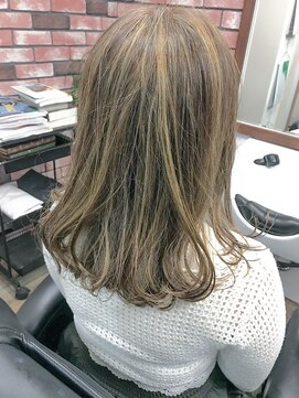 ワンバイワン(ONE BY ONE) ハイライトオリーブ