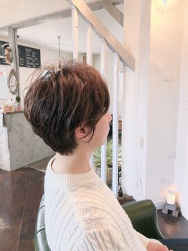 リンネ ヘアサロン(linne hairsalon) ショート耳かけスタイル2