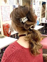 ヘアセットアップス(UP's)&nbsp;☆ちょっと変則な動きでゆる可愛い(^○^)『ローポニーテール♪』