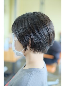 ワラティク(WARATI C) ショートボブ