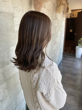 ミルヘアデザイン(mil hair design) オリーブベージュ