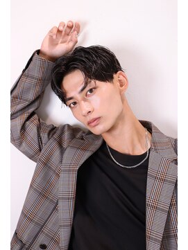 ネイビー(NAVY) ビジネスシーンにも対応可能 刈り上げマッシュ