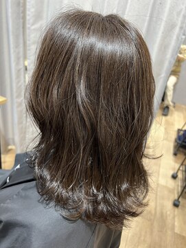 サニー(SUNNY) ダークオリーブ