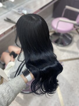 エル ヘアサロン なんば店(eL) 【韓国風モテヘア】ブルーブラックロングヘア