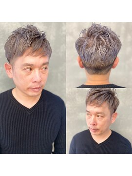 トゥージュ ベル(Toujours Belle) ワンカールスパイキーショート×脱白髪染めシルバーカラー