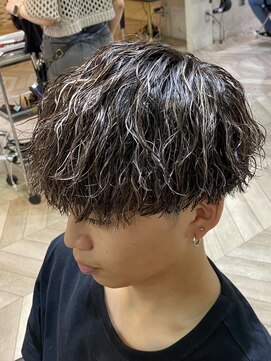 エル(EL by green) 【RYUYA】マッシュ×縦落ちツイスパパーマメッシュ