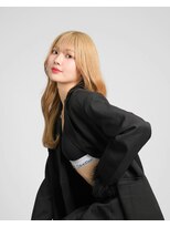 レイ(Lay.)&nbsp;【代表内堀】韓国アイドル風ブロンドロングレイヤー