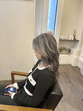 ヘアーメイク ヴェルダ(Hair make VERDA) ハイライト×シルバーアッシュ