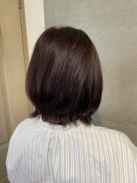 タエビスアリッサム(Taebis Alyssum) レッドブラウン×レイヤーボブ/髪質改善