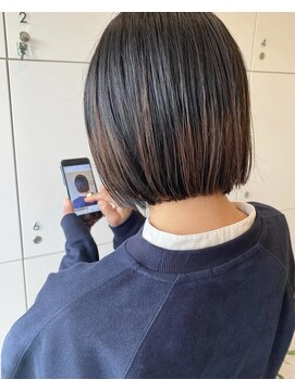 ルクワ(RUQWA) ぱつっとボブ