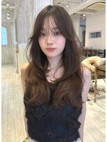リコバイアフロート(riko by afloat)&nbsp;レイヤーカット/顔まわりカット/チョコレートカラー