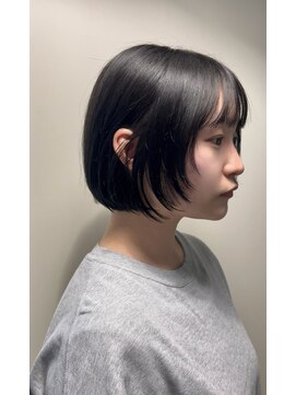 エクテ(ecouter) ダークグレー似合わせカットフェイスレイヤーミニボブ