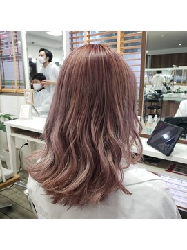 ハイレート ウニクス川越店(Hairate) [Sekiguchi] ホワイトピンク＊
