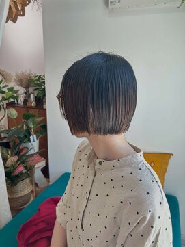ナギビ(凪日 nagibi) ボブ