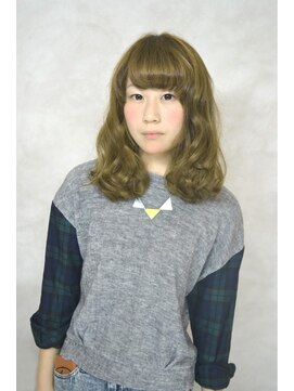 アンピーノ(Un pino) ドーリー☆カール