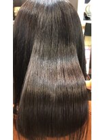 ミリュウ(Milieu) 癖を伸ばして綺麗な髪に