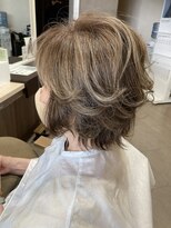 ヘアーアンドビューティーショップ エボルティー(hair&beauty shop EvoLuty) ミセスの外ハネスタイル