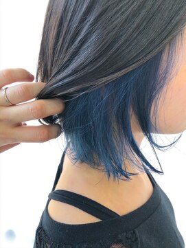 ジーナ セントラル銀座(Zina) 外ハネボブ*セクションカラー*ブルー【ZinaCENTRAL】