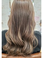 エイムヘアメイク 舟入店 ブリーチなしで作るベージュカラー