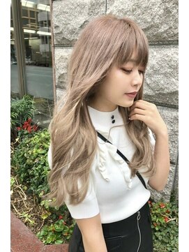 リア 大阪梅田(Ria) ~ミルクティーべージュ~【Ria 大阪 梅田】