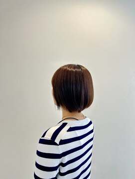 カラ(Cara) ショートボブ♪