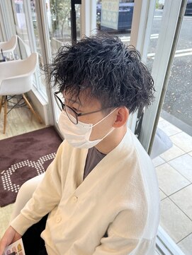 ルシードスタイル　ムースユイット(LUCIDO STYLE mousse8) 【メンズカット&パーマ】ツイストパーマ