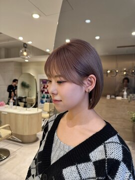 ミズチャーム(Ms.CHARM) 透明感グレージュ/ミニボブ