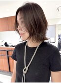 ハイライト白髪ぼかしダブルカラーインナーカラーショートボブ
