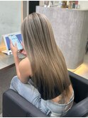 シャドールーツホワイトベージュバレイヤージュ