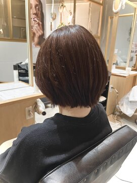 フェリアファム 北千里(FERIA fam) 縮毛矯正/北千里/ショート/ブリーチ/インナー/ボブ/髪質改善