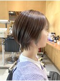 ショートボブ