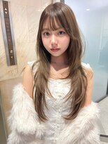 リリー(Lilley)&nbsp;ハッシュカット×小顔レイヤー×韓国風巻き×髪質改善