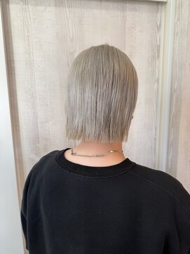 ホワイトシルバー