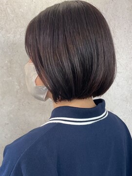 ビスクヘアデザイン(bisq hair design) くびれ巻き　韓国風　前髪カット　艶髪　サイドバング　ショート