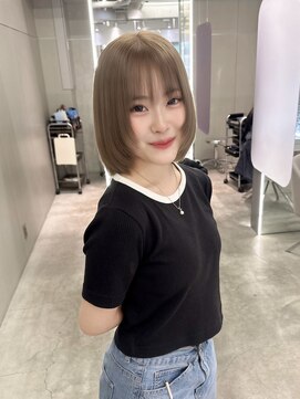 ジーナリア(Xena ria) 《RIHO》顔周りレイヤー/ミルクティーベージュ