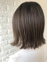 ニコラ(NICOLA)&nbsp;グレージュ×ハイライト