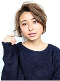 30代女性のひし形ショートボブ