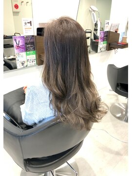 アフロディーテギンザ 神保町(APHRODITE GINZA) カール/セミディ/シアーカラー/姫カット［御茶ノ水/神保町］