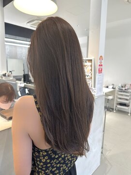 ゴットラトゥール(GOTTO LATOUR) ブリーチなしのアッシュベージュ/艶髪ロングヘア/イルミナカラー