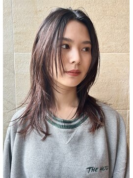 ビュートリアム265(BEAUTRIUM 265) ミディアムレイヤー前髪なし/顔まわりカット/銀座有楽町20代30代